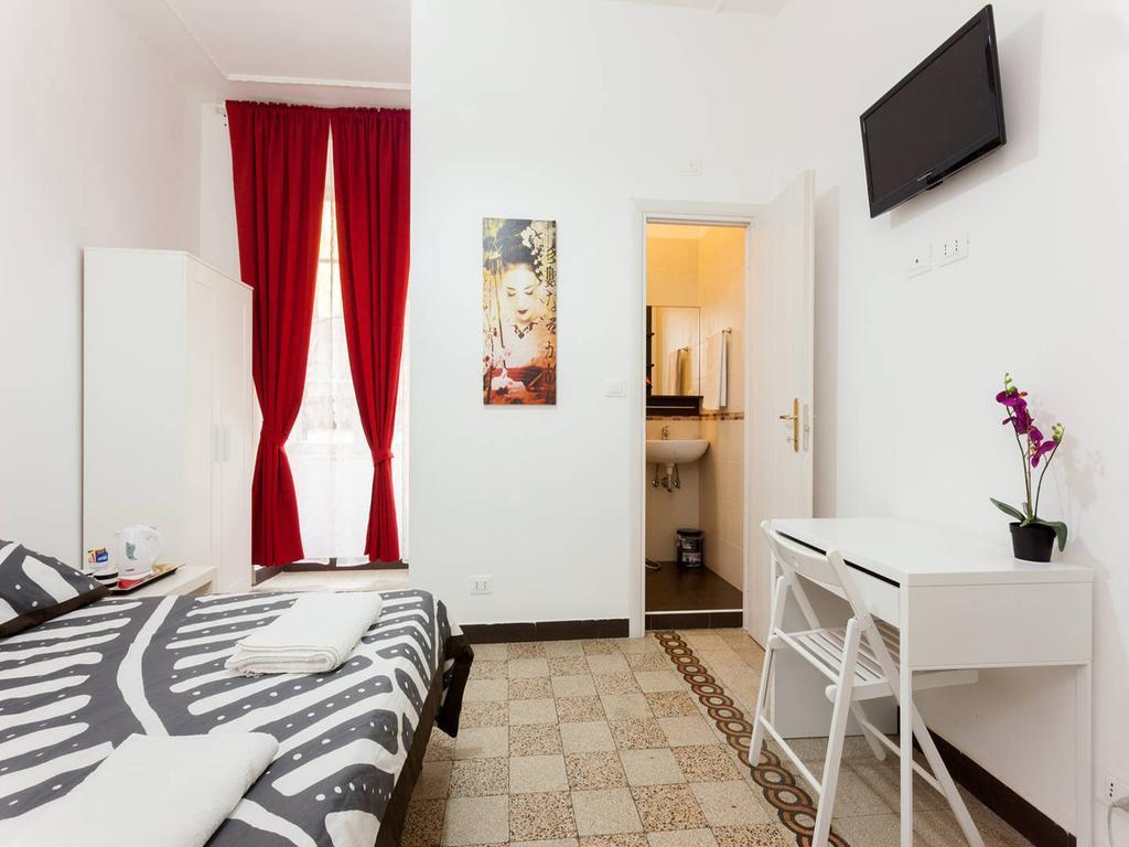 Hosting Flats Guesthouse Rome Exterior photo